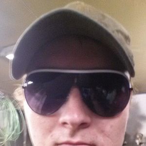 Meet your Posher, Ray